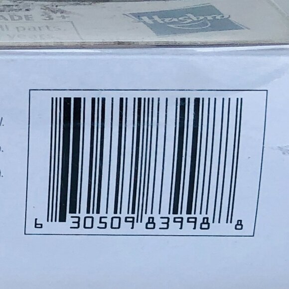 New in Box- Disney Princess Frozen Arendelle Fashions Anna  Doll with 2 Outfits - Picture 11 of 14